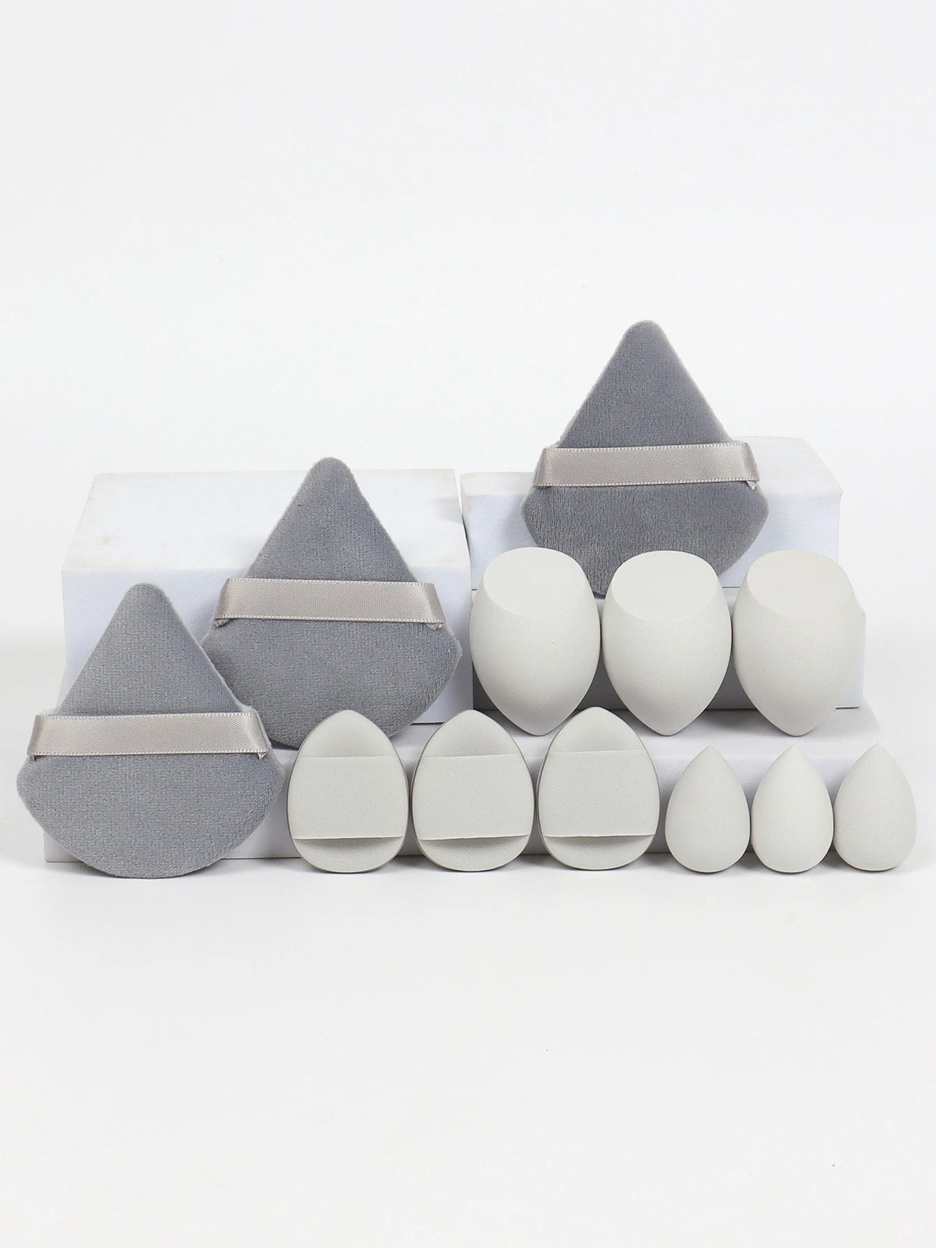 12-Piece Makeup Sponge Set - Beauty Blender Collection