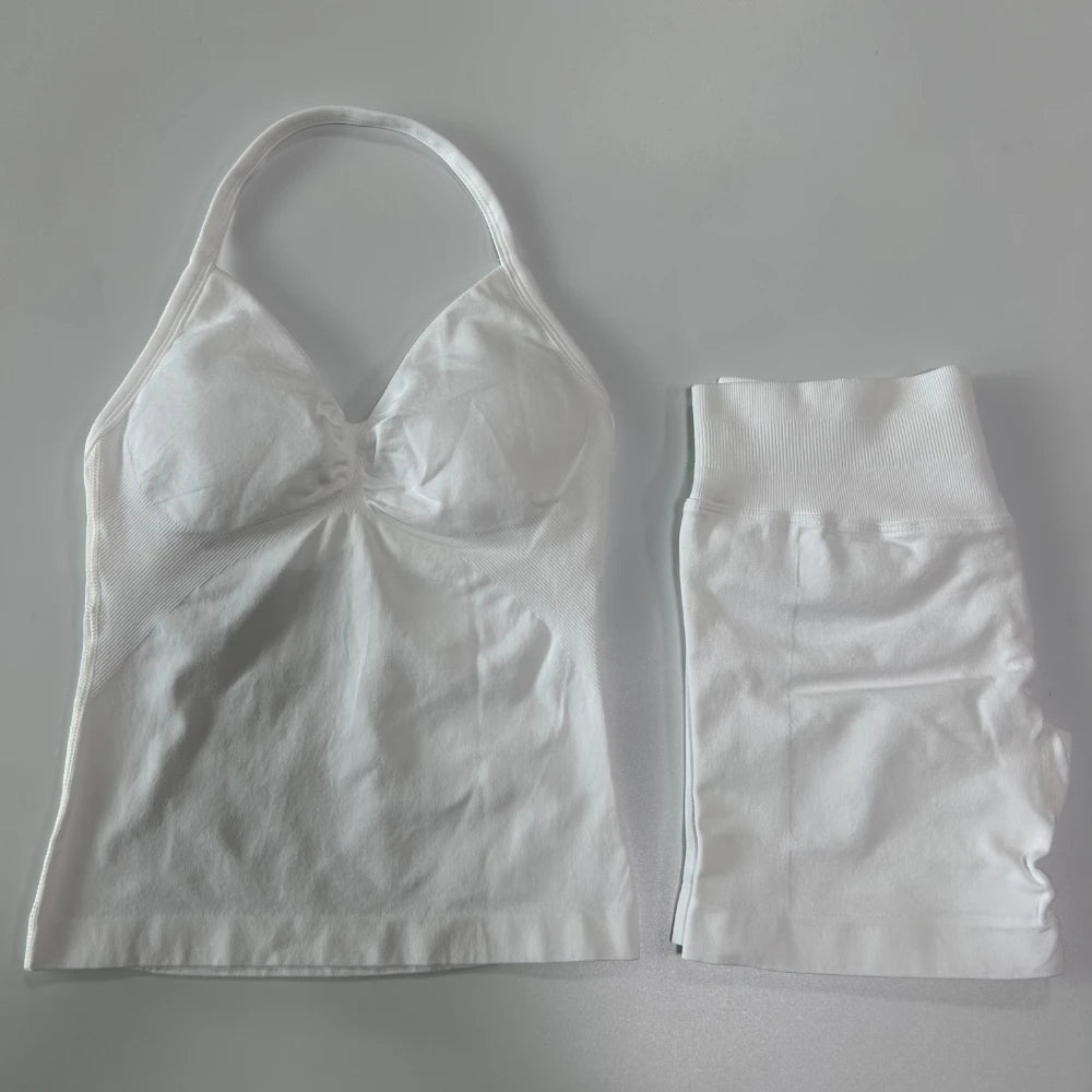 Women's 2-Piece Gym Set - Backless Tank Top & Seamless Shorts