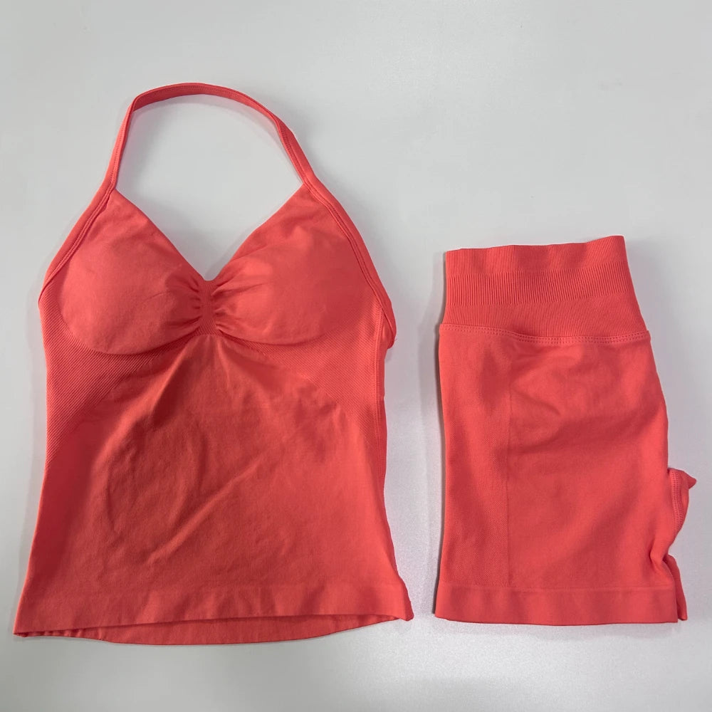 Women's 2-Piece Gym Set - Backless Tank Top & Seamless Shorts