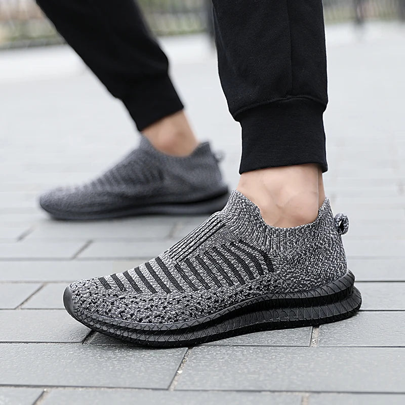 Men Shoes Breathable Men's Sneakers Comfortable Running Shoes Tenis Outdoor Slip On Walking Sneakers Sock Jogging Shoes